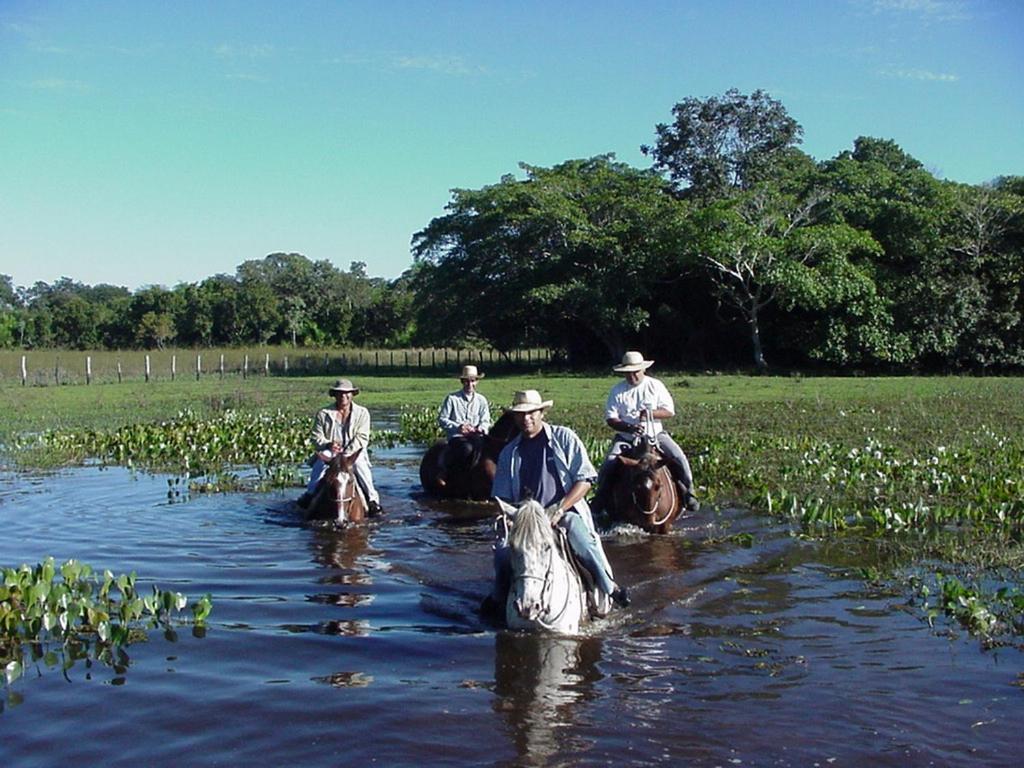 Pousada Aguape Baía Buitenkant foto